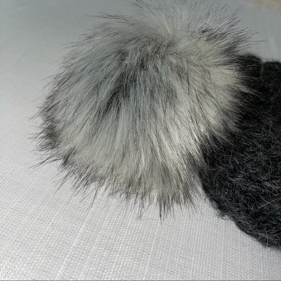 Handmade Pompom Beanie Winter Hat Crocheted Using Doubled Yarn - Picture 4 of 9